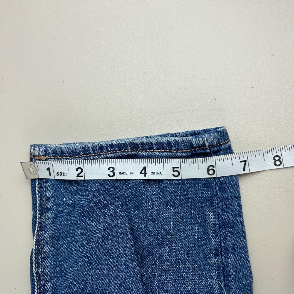 American Eagle Mom Stretch Mom Straight Women's Jean with Distressing Size: 2R - Picture 12 of 16